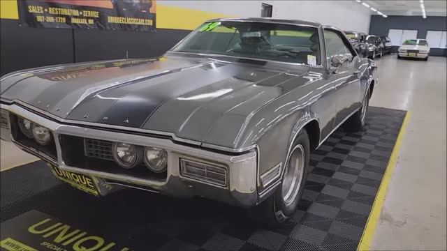 1969 Buick Riviera 2dr Hardtop