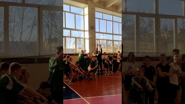 Нас награждают смотреть онлайн