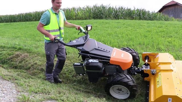 Motech Hydromäher M14 Schlegelmulcher смотреть онлайн