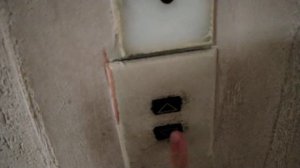 (Переснято 2-й раз) | ВП-52!  Административный лифт «залипайка» МОЭЛЗ 1974 г.в., V=1 м/с, г/п 500 к