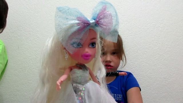 обзор Мальчик и девочка Братц, История о безответной любви, сказка. Metallic Madness Bratz смотреть онлайн