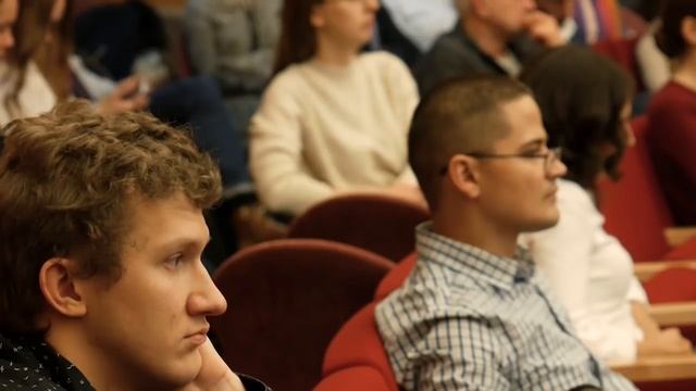Оспаривание сделки в связи с заблуждением. Научный круглый стол. Часть 1. 06.03.18 смотреть онлайн