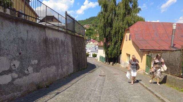 Historic Places to See in Europe! ?? Bojnice Castle of Spirits, Banská Bystrica, Banská Štiavnica смотреть онлайн
