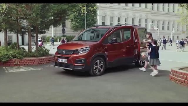 Yeni Peugeot Rifter 2022 Model смотреть онлайн