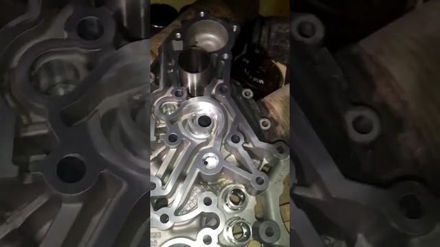 125. Корпус клапанов ретардера Скания (средняя часть) 1757353 смотреть онлайн