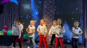 Детская песня - три пингвина