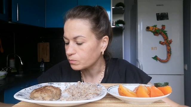 МУКБАНГ КОТЛЕТЫ С ГРЕЧКОЙ/MUKBANG HALK FAMILY ЕДА