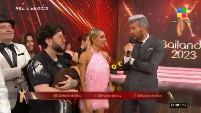 Charlotte Caniggia recibió 19 puntos en su salsa de tres con Melody Luz смотреть онлайн