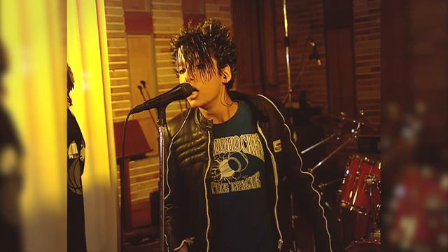 Tokio Hotel - Studio Performance 2005 (4K Remaster 50fps)