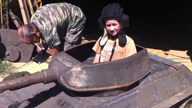 Чудо-танк новомосковца смотреть онлайн