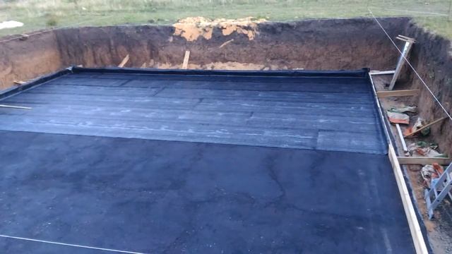 029 Стройка дома своими руками. Гидроизоляция фундаментной плиты смотреть онлайн