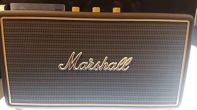 Marshall Stockwell VS Bose Soundlink III (Comparatif Audio) смотреть онлайн