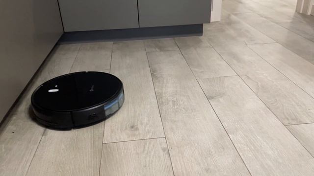 Робот-пилосос Neatsvor x520 - Тест Прибирання смотреть онлайн