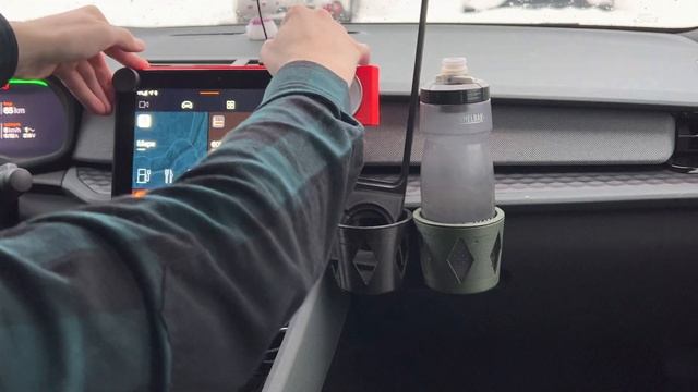 Polestar 2 with the NEW MagSafe mount смотреть онлайн