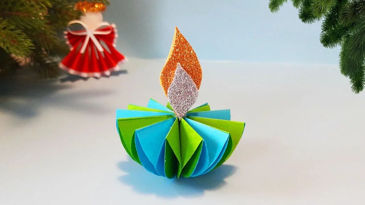 Как сделать СВЕЧКУ своими руками. Поделки из бумаги на Рождество для детей смотреть онлайн