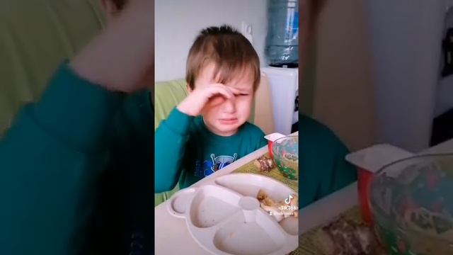 Вытащил блин изо рта! смотреть онлайн