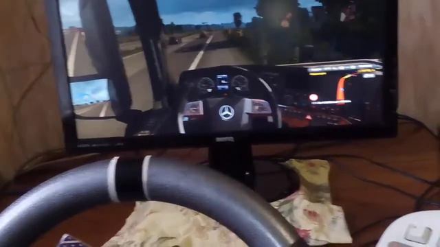 Руль, КПП, панель для игры Евро Трак Симулятор 2. смотреть онлайн