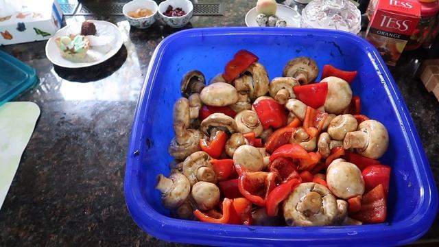 Шашлык из шампиньонов и болгарского перца смотреть онлайн