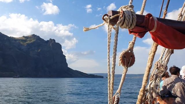Самая ЛУЧШАЯ экскурсия в КОКТЕБЕЛЕ. Море эмоций. Наш ЛУЧШИЙ день ЗДЕСЬ смотреть онлайн