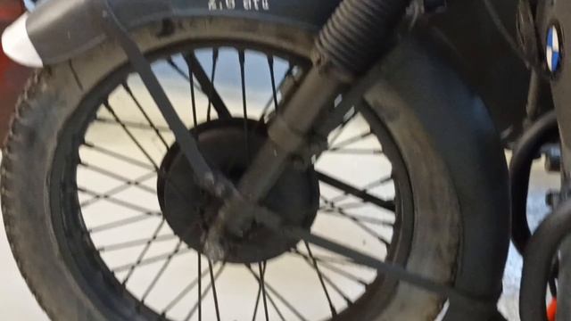 БМВ R12.  BMW R12. Германия
