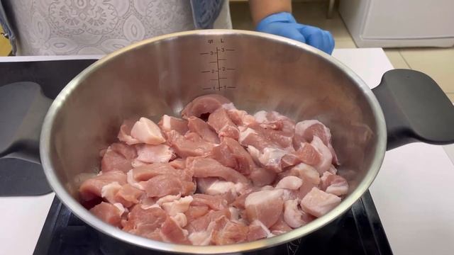 Гуляш с подливкой как в детстве. Кастрюля Universal 4 л Tupperware смотреть онлайн