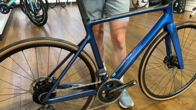 2021 Scott Addict RC 20 - ultimate lightweight and performance смотреть онлайн