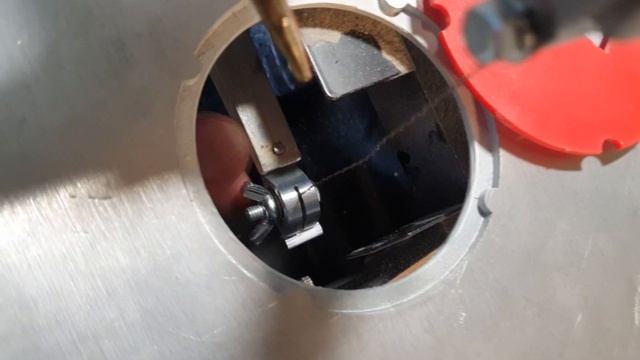 Быстрозажимное крепление для лобзикового станка от Александра Кулибина смотреть онлайн