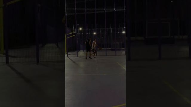 Вечерний стритбол 1 на 1. 1080hd. Streetball. Basketball. Баскетбол. смотреть онлайн