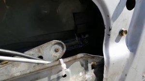 Ремонт стеклоподъемника. Вылетает стекло