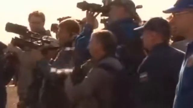 Возвращение космонавтов смотреть онлайн