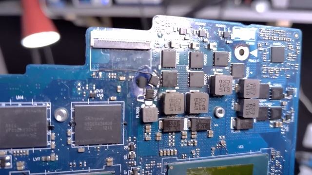 Ноутбук Lenovo Y520 из хлама. Что нас ждет внутри? смотреть онлайн