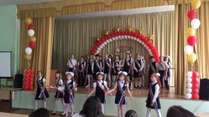 13 Песня -переделка на мотив песни «Наш сосед»