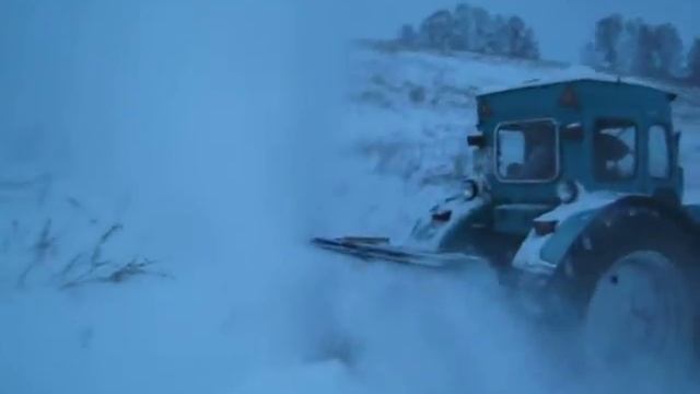СНЕГООЧИСТИТЕЛЬ МОЙ 22 RUS snow blower смотреть онлайн