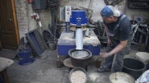 Гранулирование стружки хвойных пород . Ель. Гранулятор ГУ-15