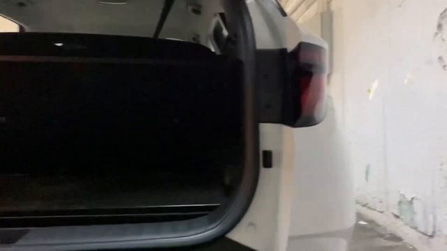 White Tucson Hybrid 2022 смотреть онлайн