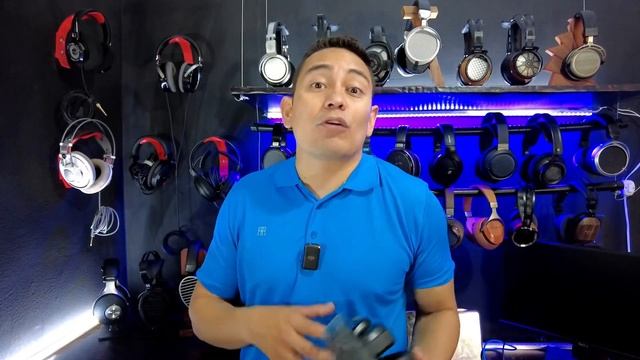 Quantum 400 un audífono Gamer con características Audiofilas смотреть онлайн