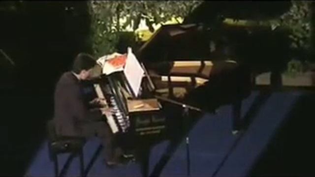 Aquilando - piano version смотреть онлайн