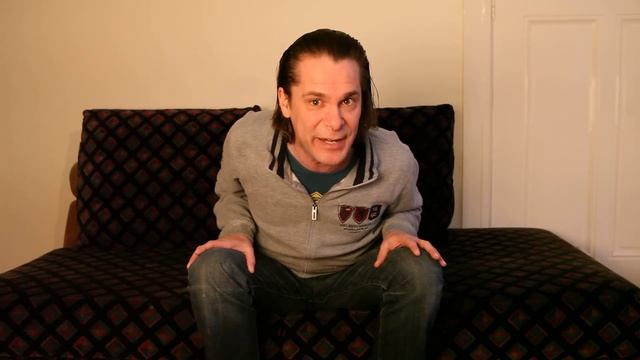 Hans Teeuwen sloopt Peter R. de Vries смотреть онлайн