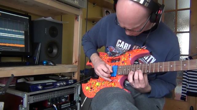 Stellah Headless Kit guitar, Ardour DAW linux, Focusrite Scarlet 18i8 смотреть онлайн