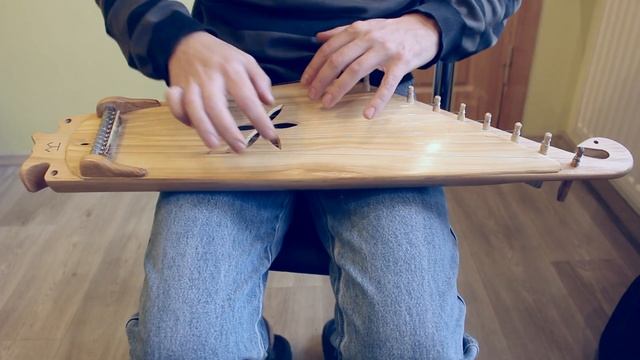 Канклес (гусли) из бука и туи Beech/red Cedar Kankles