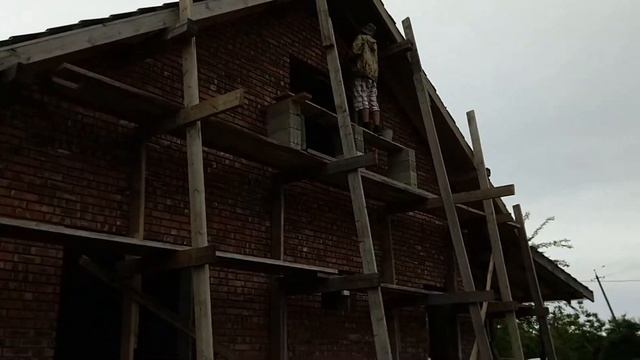 Наконец то доделали облицовку дома. смотреть онлайн