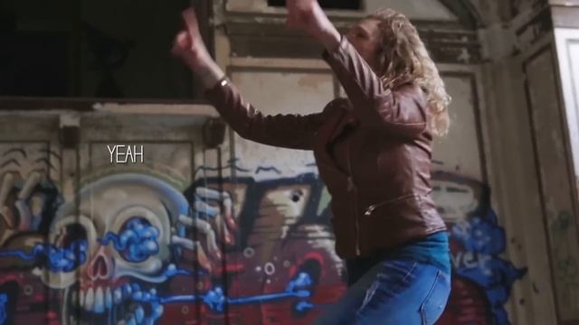 ASL Music Video: "Wrecking Ball" By Miley Cyrus starring Rosina Mae смотреть онлайн