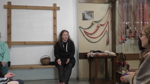 Майстар-клас «Ці ў хаце, ці на двор – трэба галаўны ўбор»