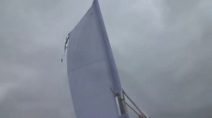 Парус подвесной Катайнена на надувной лодке, или как сделать из резинки парусник.