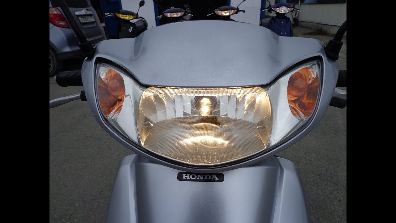 Honda Dio AF68 двигатель AF67E с электронным впрыском PGM-FI (Fuel Injection). смотреть онлайн