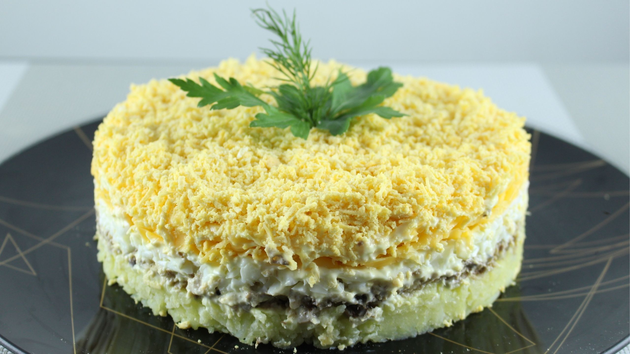 Праздничный слоеный САЛАТ Нежность ☆ Вкусный САЛАТ к празднику и на каждый день смотреть онлайн