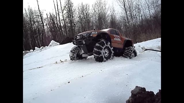 Traxxas Summit Scaler look Trail ride 2014-01-13 смотреть онлайн
