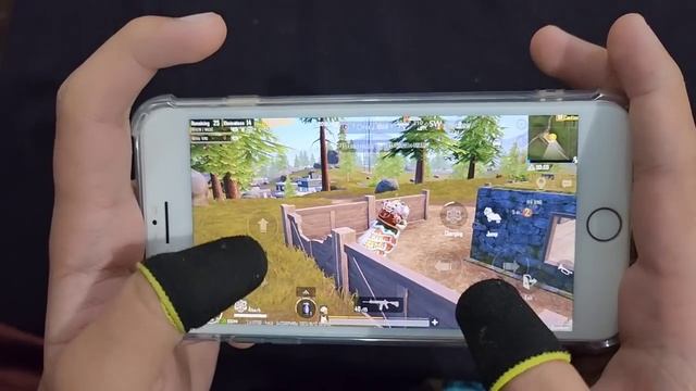IPHONE 8 PLUS IN 2023 | BEST 4-FINGERS CLAW + GYRO | IPHONE 8 PLUS GAMING TEST | PUBG MOBILE смотреть онлайн