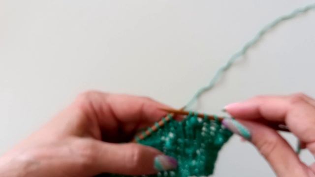 Шишечки спицами — самый простой способ вязания смотреть онлайн