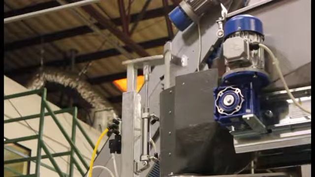 Линия упаковки апельсинов в сетку-домик Sorma BSS смотреть онлайн